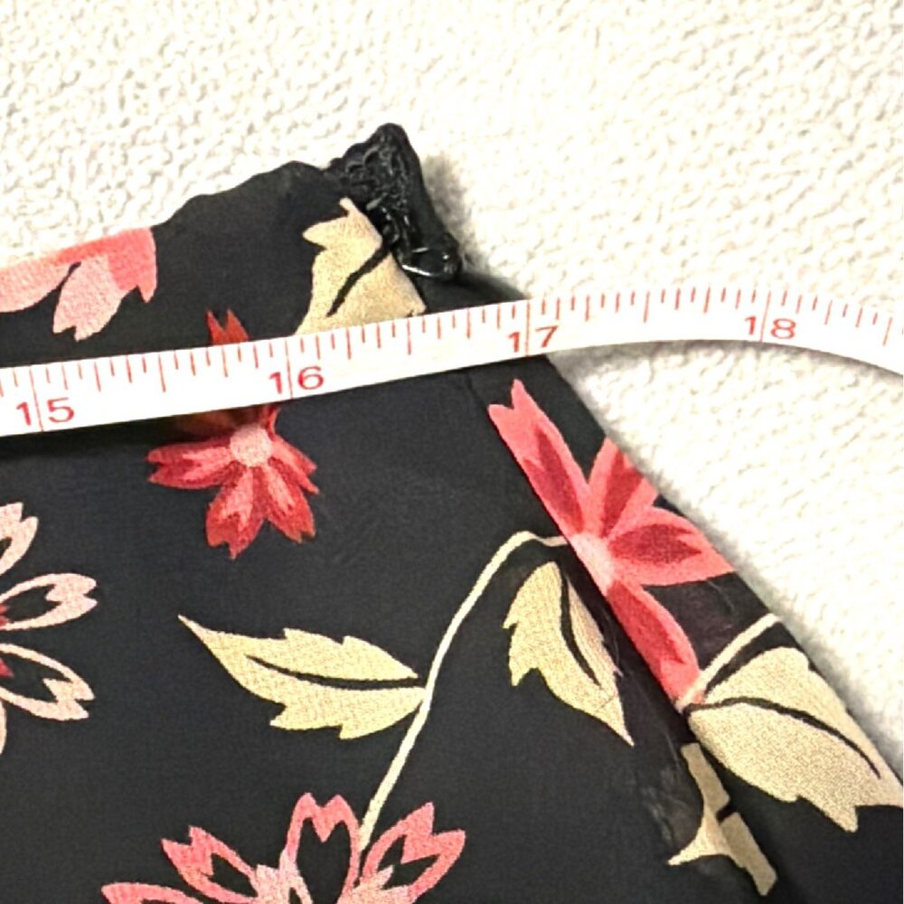 Casual Corner Annex Womens Black Floral Skirt Size 12 Chiffon Midi Lightweight - Picture 4 of 6